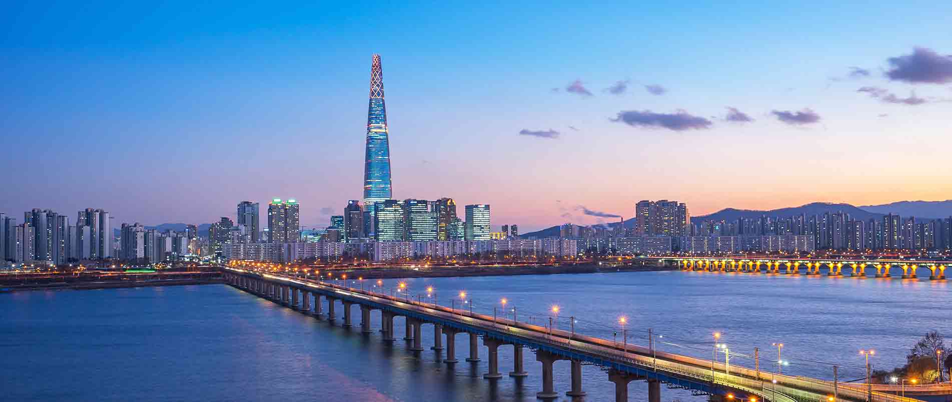 不朽情缘官方网站携手MIKROE推出搭载LC29H系列模组的Click boards开发板，为物联网应用带来高精定位服务