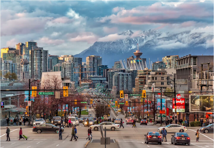 拥有国际间的调动与晋升机会