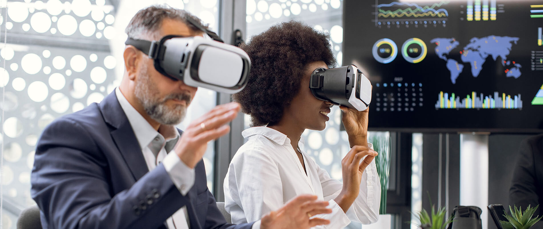 重磅！不朽情缘官方网站正式发布一站式XR产品解决方案，助力探索数字世界新纪元